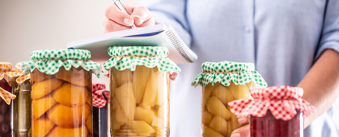 Lebensmittelverschwendung mit Einkochen und Planen reduzieren