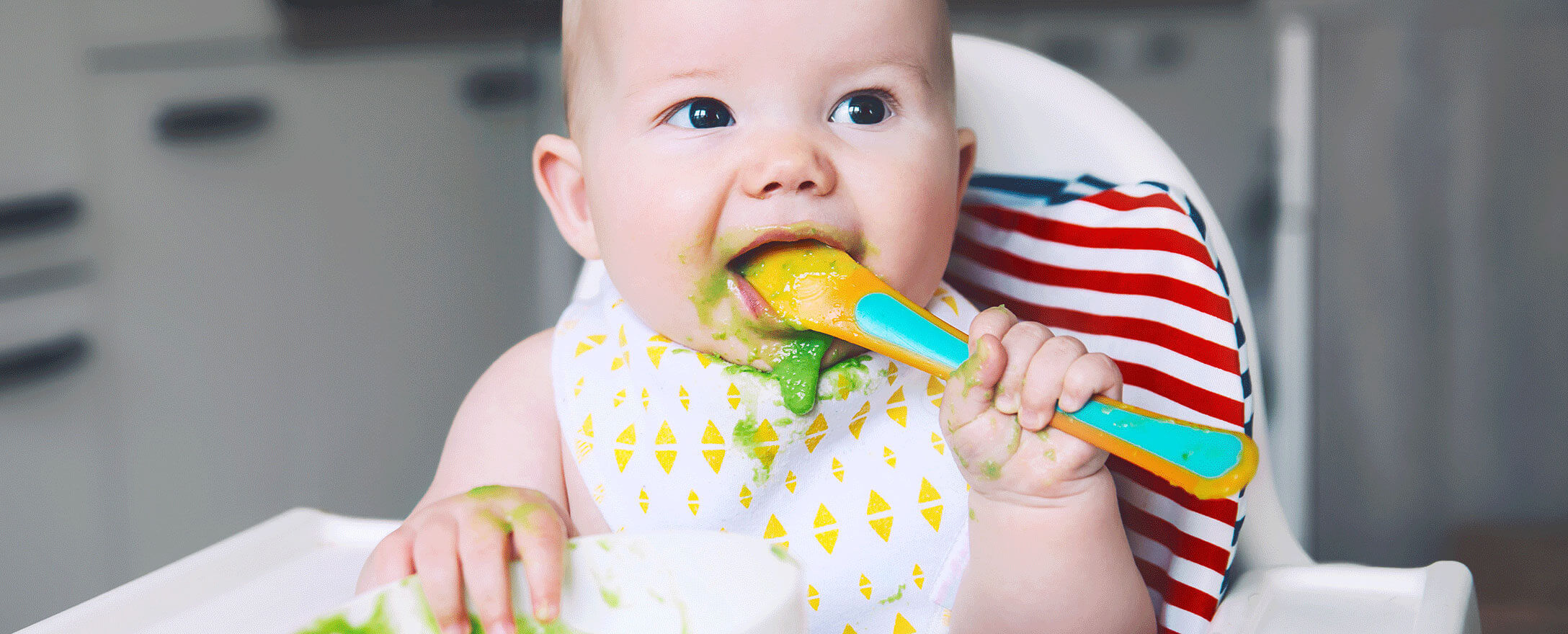 baby isst brei