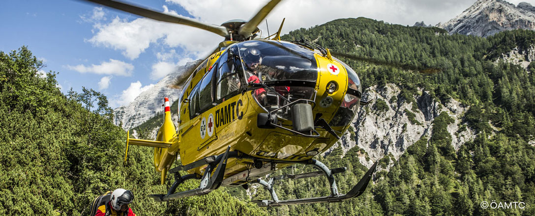 Gelber Rettungshubschrauber