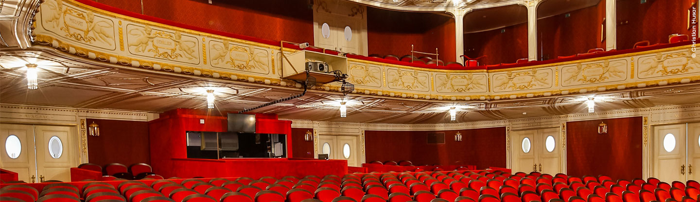 Stadttheater Bühne Baden
